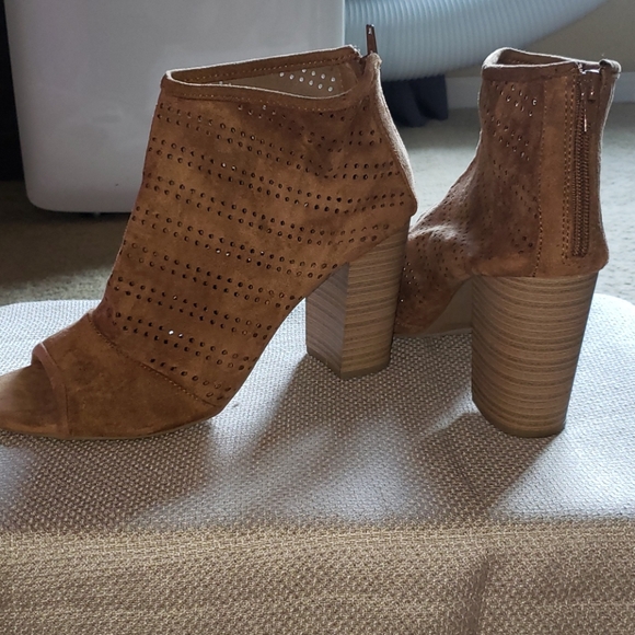 New York & Company Brown Peep Toe Booties with Block Heel - Picture 6 of 6